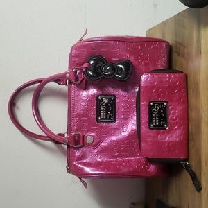 Hello Kitty Loungefly sangio patent leather pink duffle  shoulder bag & wallet
